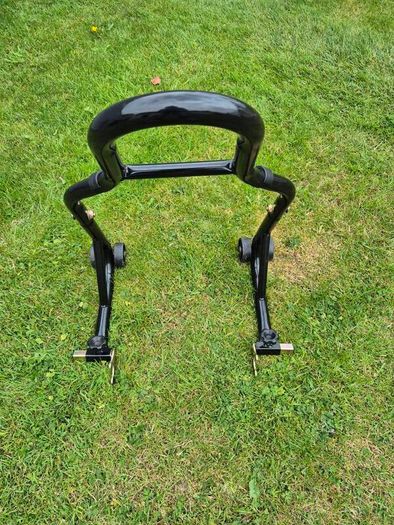 Paddock Stand