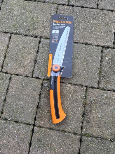 garden saw