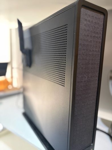 High-end Sff Gaming Pc Rtx 4080 Super Ryzen 7 64gb Ddr5 2tb Nvme