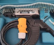 Makita 6843 Auto Feed 110v