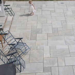 Kandla Grey Sandstone Hand-Cut Calibrated Paving Patio Pack B / 15.12m2