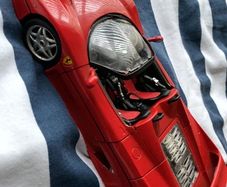 Red Ferrari F50 model car