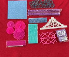 cake decorating tools