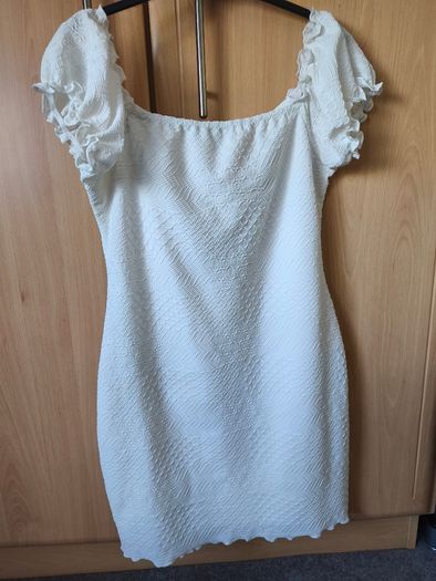 Dress size 14 worn only once
