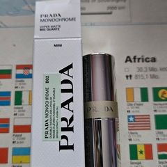 Prada Monochrome Hyper Matte Lipstick in B02 Quartz 1.3g