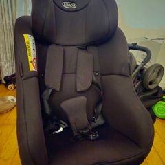 Graco 360 car seat with isofix