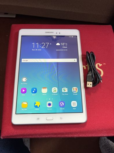 Tablet Samsung SM-T550