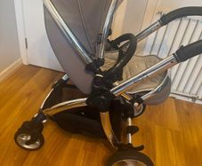 Egg Stroller, Bassinet and Car Seat