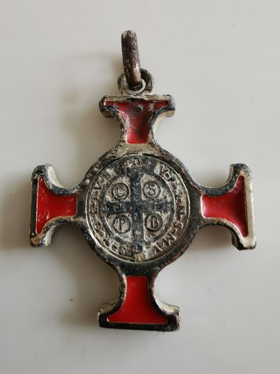 Italy cross
