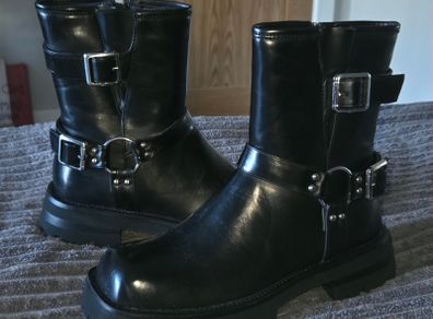 Simmi London Biker Boots