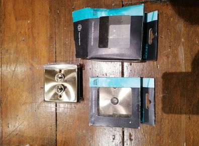 Light switch