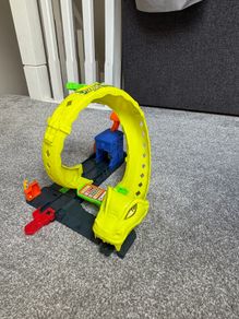 Hot Wheels Snake Playset