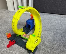 Hot Wheels Snake Playset