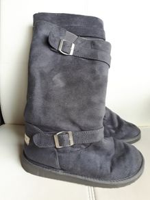 Grey and Black "SUSST" Boots.  Size 5/ Size 6