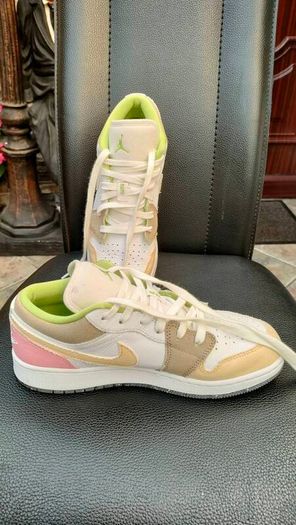 Air Jordan 1 Low Pastel Grind Vivid Green (GS) Size 5.5 UK