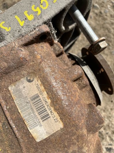 BMW 5 series E60 E61 520 d Rear Differential 7560591 3.23 Diesel 2008 automatic