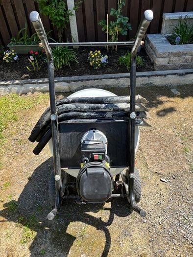Cement mixer