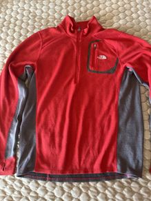 North Face top