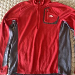North Face top