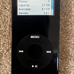 Apple iPod nano 1st Gen (4GB Black) - Model A1137