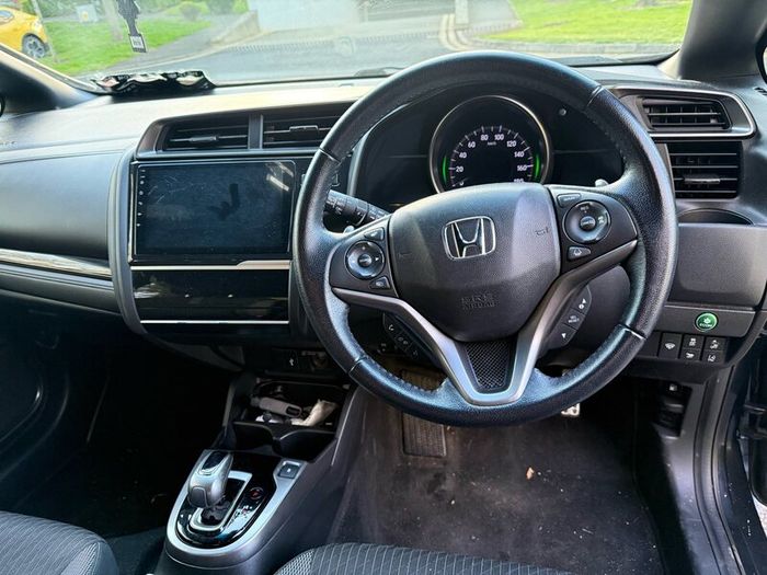 Honda fit 2018 low mileage high spec /Auto/ hybrid