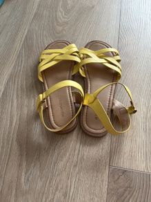 kids sandals