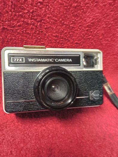 Vintage Kodak Instamatic 77X  Camera