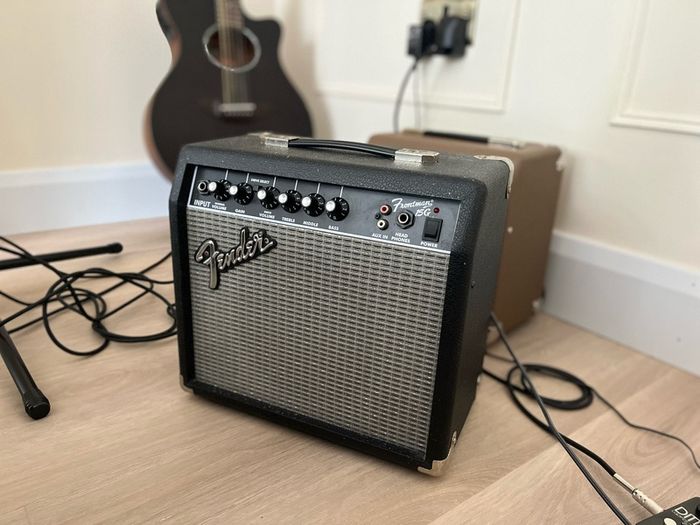 Fender Frontman 15G Guitar Amp