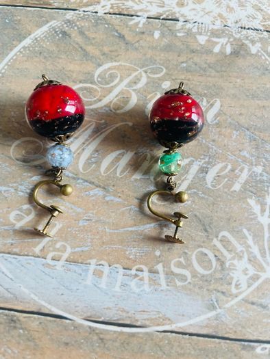 Murano glass screw on earrings