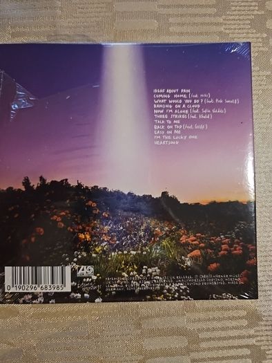 Honne CD - Let's Just Say...  (NEW)