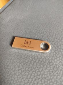4GB USB Metal Flash Drive. Free Postage!