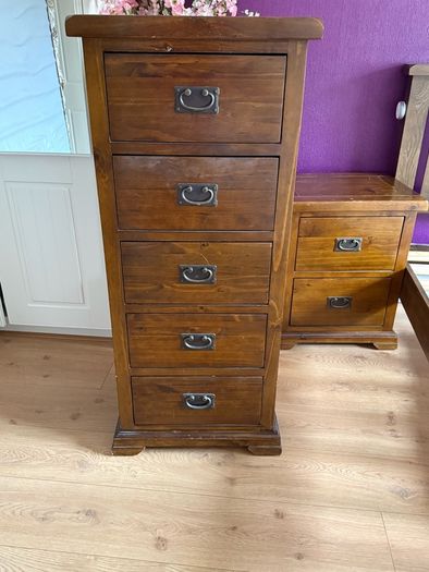 Bed, Chest Drawers and Bedside Table