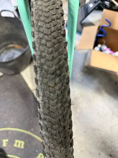 GRX 1X12 Gravel group set. Inc wheels.