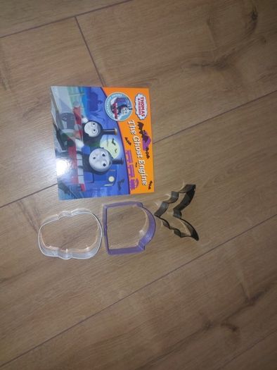 Only 2 Euro Each Picture!! - Halloween Items