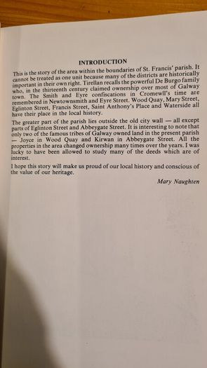 GALWAY. The History Of Saint Francis Parish GALWAY. By Mary  Naughten.  In Good Condition. Paperback.