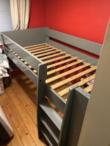 Mid sleeper single bed