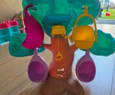 Tree toy