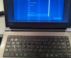 Toshiba Satellite Pro R40-C-164