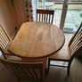 Kitchen table and 4 chairs Image 3