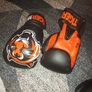 Gloves and shin guards Image 3