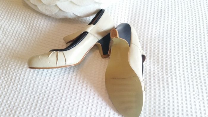 Mystify Cream Ladies Shoes - Size 4