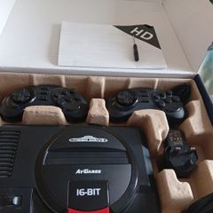 Mega Drive Flashback HD console 85 Games Included Boxed And Working excellent condition