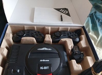 Mega Drive Flashback HD console 85 Games Included Boxed And Working excellent condition