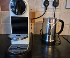 Nespresso Citiz machine & milk frother