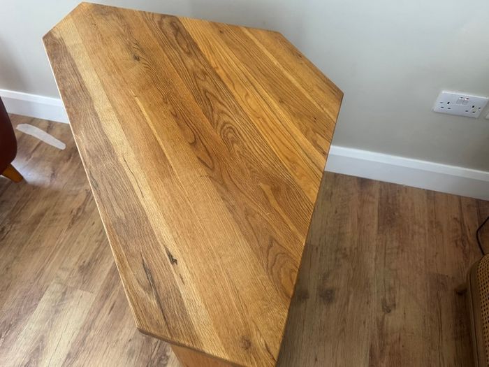 Corner unit