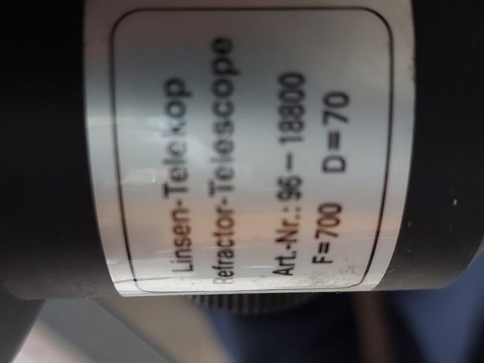 SKYLUX Refractor Telescope, 96-18800, F=700, D=70, with Tripod in very good condition