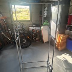 Clothes rail