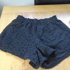 H&M Embroidery Angelia  Shorts for Sale