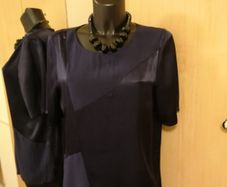 Women's Top Gallery NWOT SIZE 14