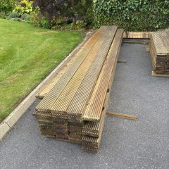 Timber Decking - excellent condition